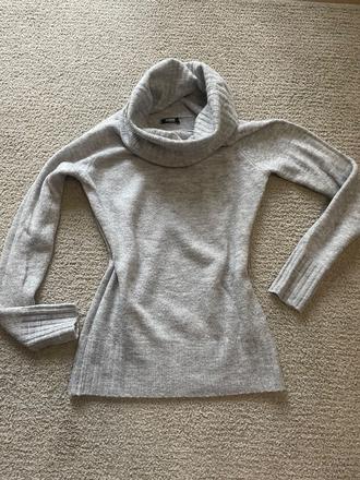 Rolákový svetrík, veľ. m, m