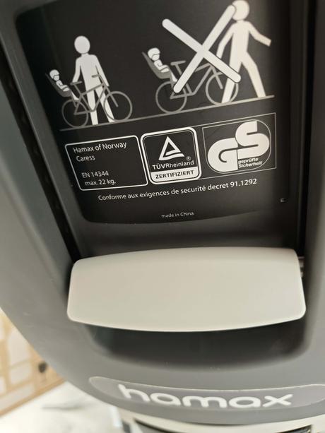 Hamax cyklosedačka s uzamykateľným zámkom caress,