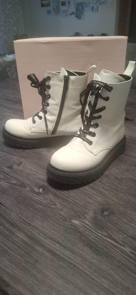 Zimné čižmičky zn.dee zee, šnurovanie/zips č.34, 34