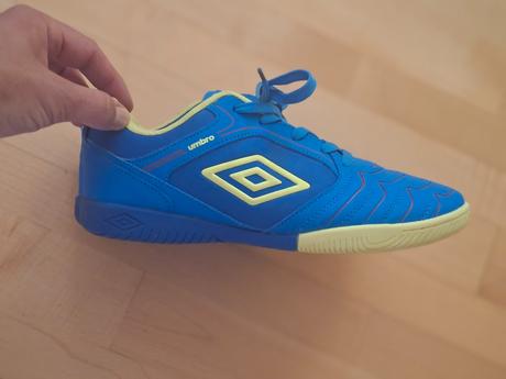 Halovky umbro, umbro,37
