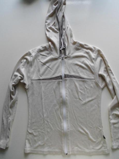 Mikina (alebo darujem k nákupu), 152