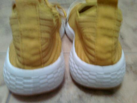 Vzdušné letné tenisky, 30