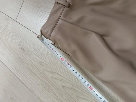 Kožené nohavice, 36