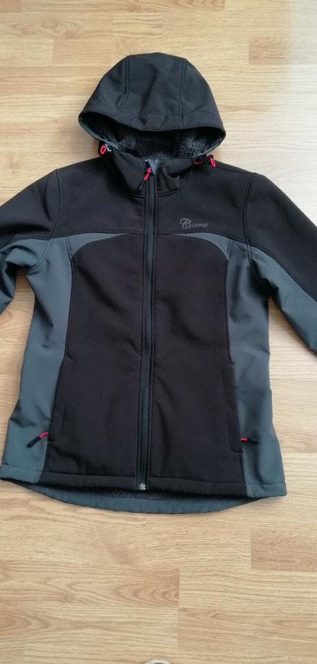 Softshellova bunda, s