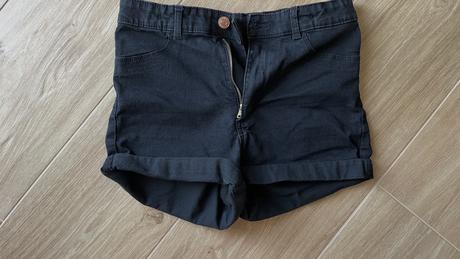 Rifľové kraťase, c&a,158