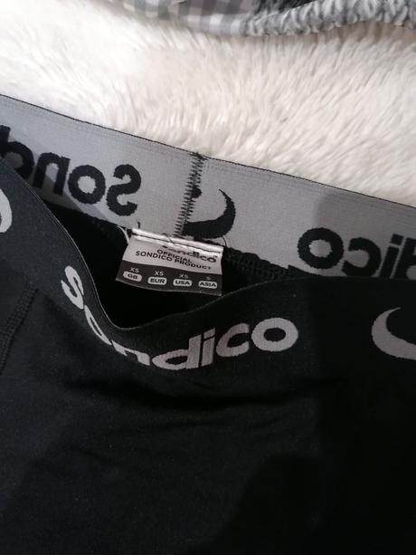 Funkčné spodné kratasy, 146