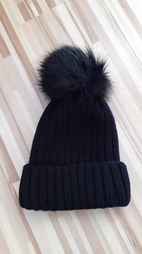 Dámska zimná čiapka, 