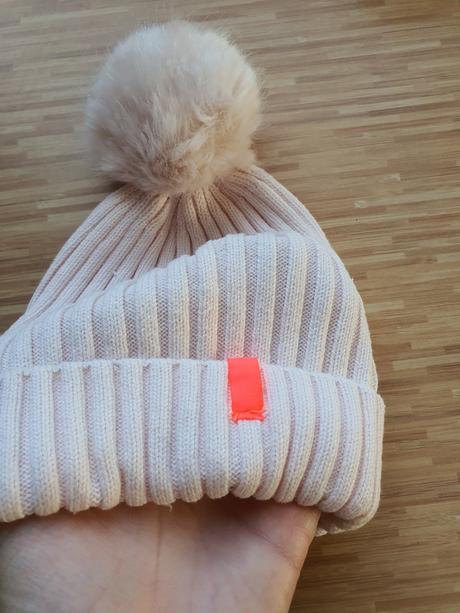 Ciapka s brmbolcom, h&m,80