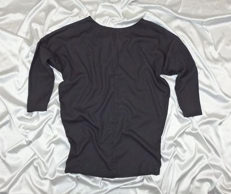 Kvalitný čierny top, s