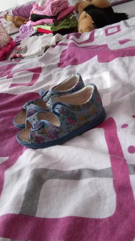 Sandalky, ricosta,21