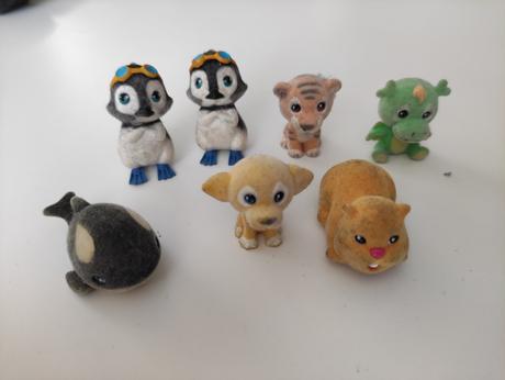 Semisove postavicky z kinder, 