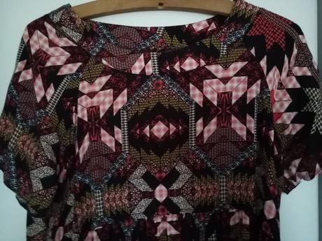 Dámske šaty asos, 40