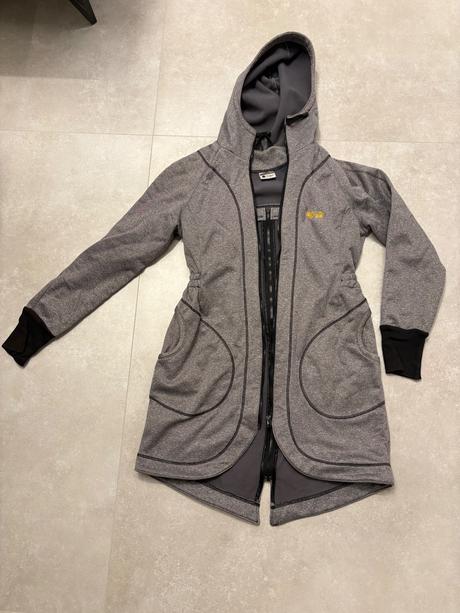 Rischino softshellova bunda vel. m, m