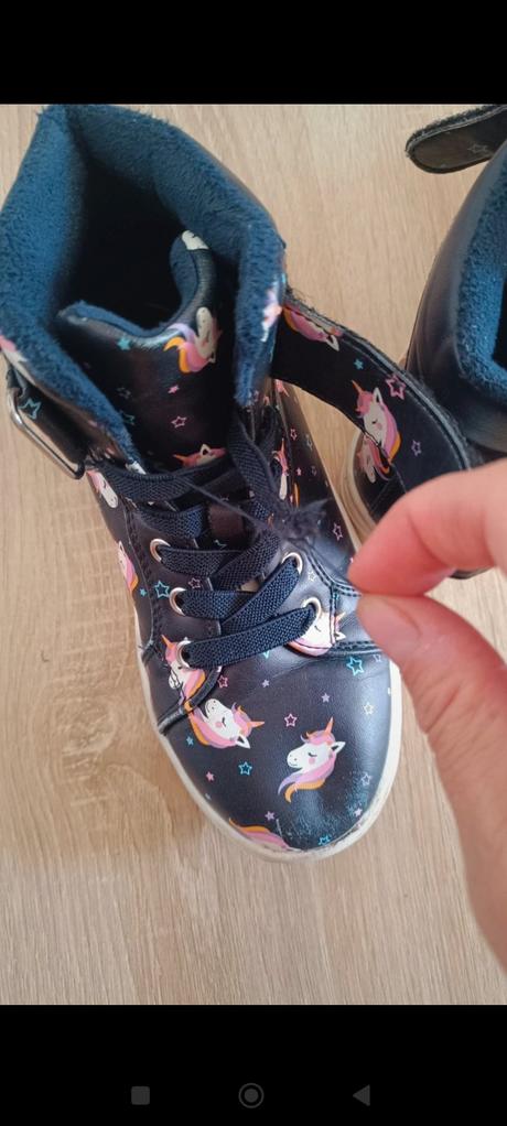 Zateplené tenisky, 32