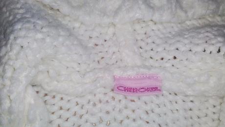 Biely sveter na gombíky s poštovným, cherokee,98