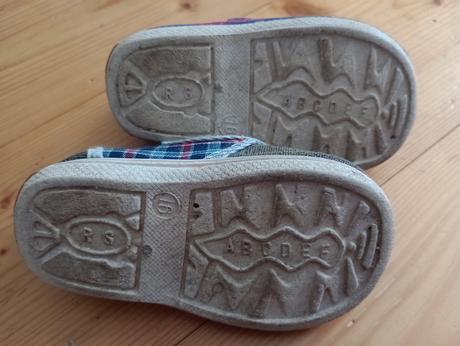 Plátenky na dvor, 20