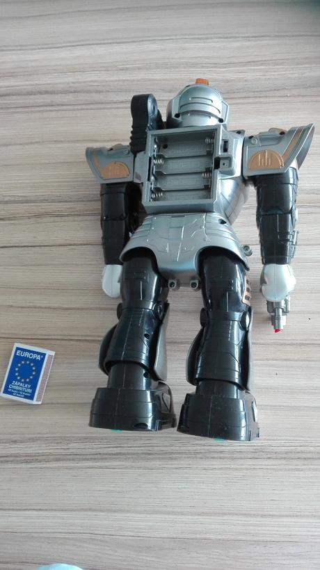 Robot na baterky., 