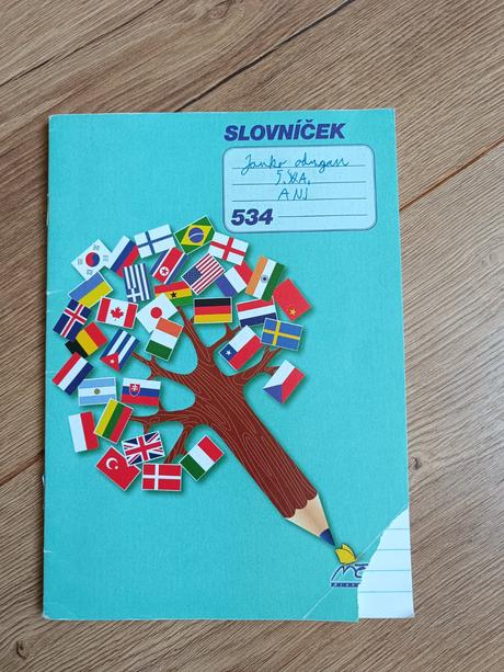 Slovnicek na cudzie jazyky 534,