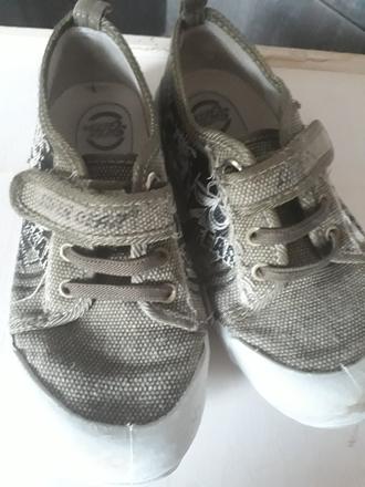 Prezuvky do školky 30, 30