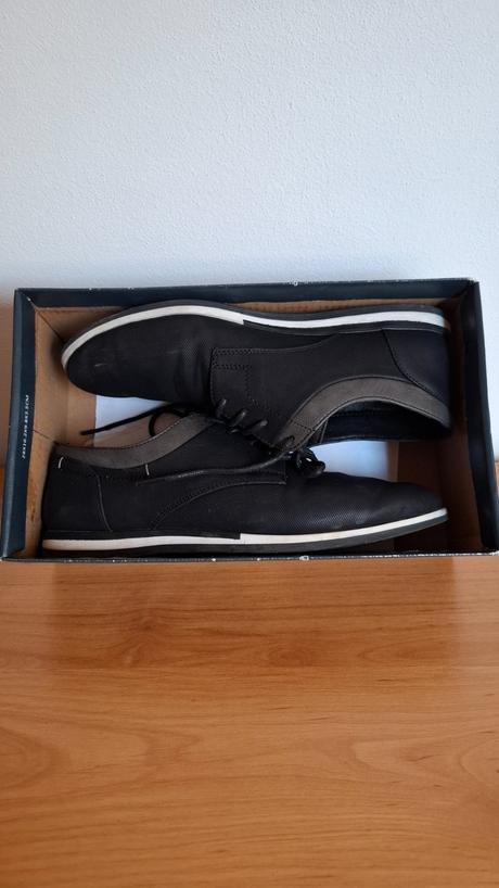 Spoločenské topánky, 36