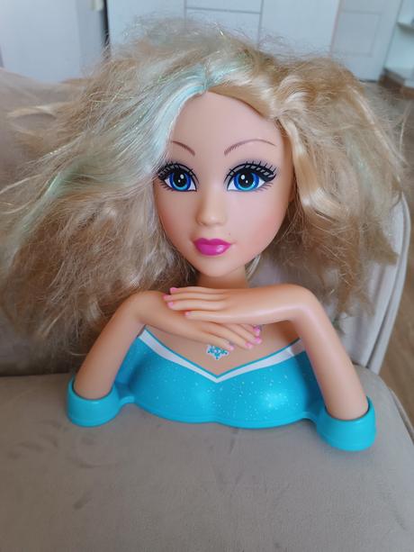 Česacia hlava -bábika, 