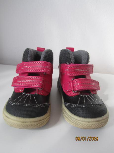 Topanky, protetika,19