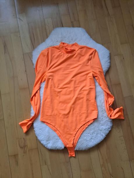 Neonove oranžove body, m