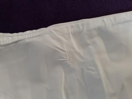 Biele skrátené nohavice, m