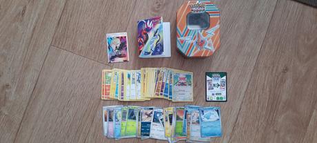 Pokémon karty+tin+obal, 