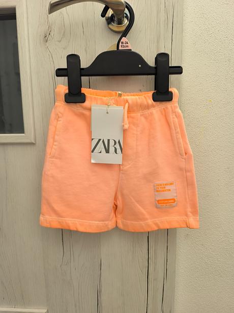 Šortky, zara,86