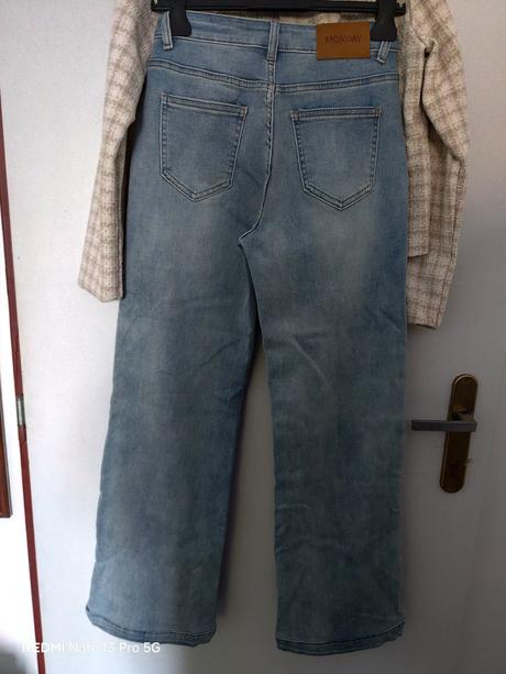 Wide leg jeans, m