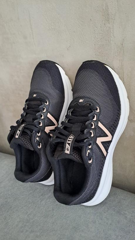 Lahučké tenisky newbalance, new balance,37