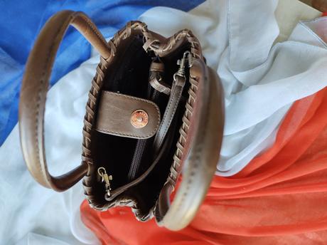 Hnedá kabelka - motýľ, 