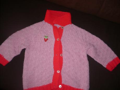 Dievčenský svetrík ručne štrikovaný v.92/98, 92