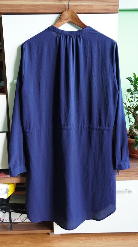 Šaty stradivarius, stradivarius,l