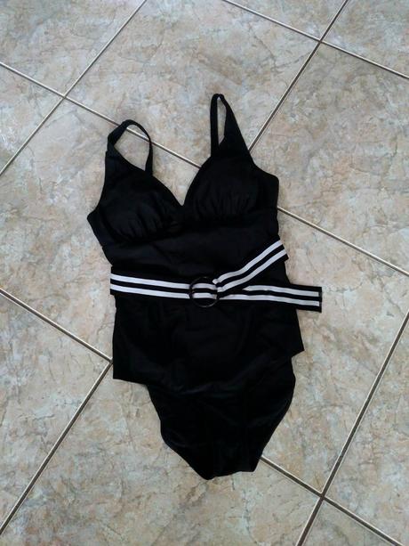 Jednodielne sťahovacie plavky, bonprix,40