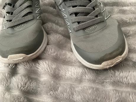 Tenisky skechers s poškodením, skechers,33