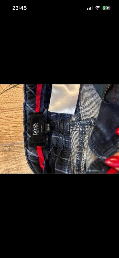 Frajerské rifle, hugo boss,80