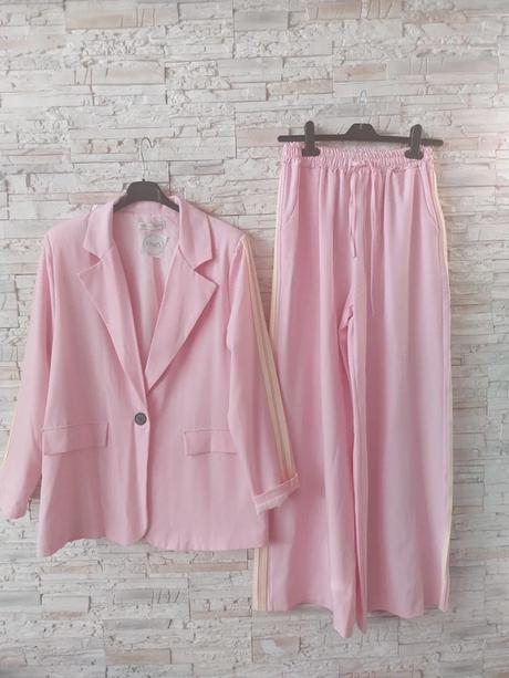 Baby pink komplet,
