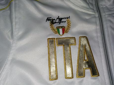 Biela lesklá mikina italia cca 3-roky, 104