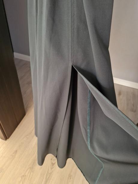 Spoločenské šaty, 38