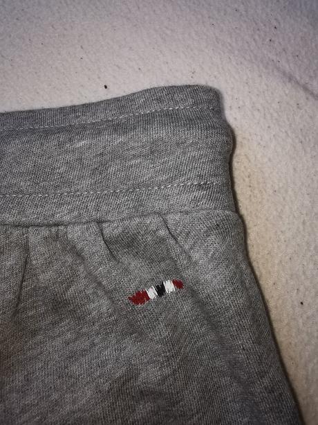 Kratasy napapijri, napapijri,s