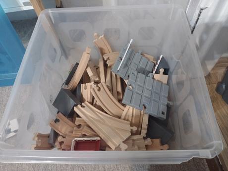 Drevená železničná stanica 2 balenia, 