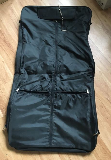 Obal - puzdro na oblecenie, 