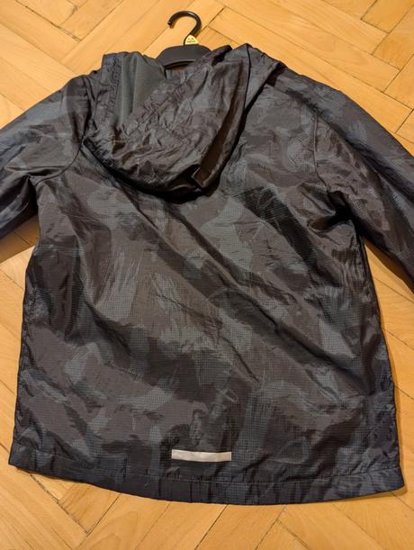 Tenká bunda aj do dažďa, f&f,140