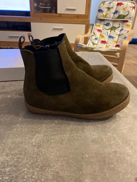 Topanky z brusenej kože, bardi, 29