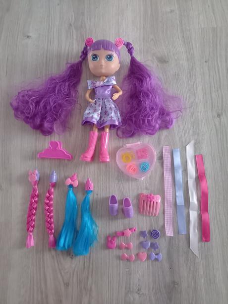 Bábiky s meniacimi vrkočmi, 