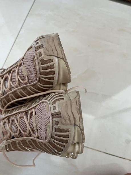 Nike shox pieskova, nike,39