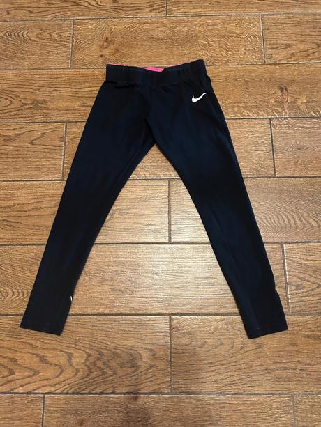 Leginy, nike,128