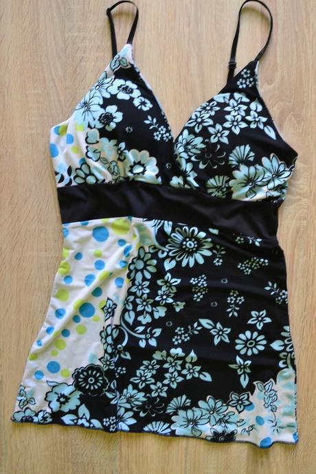 Elastický sexi vystužený top xs/m, m